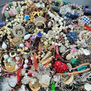 5 lb. Craft Scrap Junk Jewelry Lot
